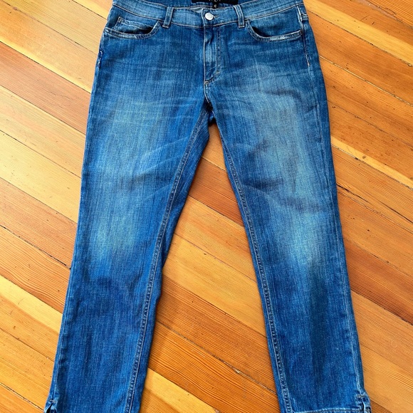 Escada jeans - Picture 1 of 3